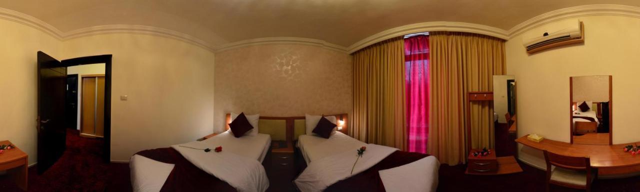 Sama Paris Hotel Exterior photo